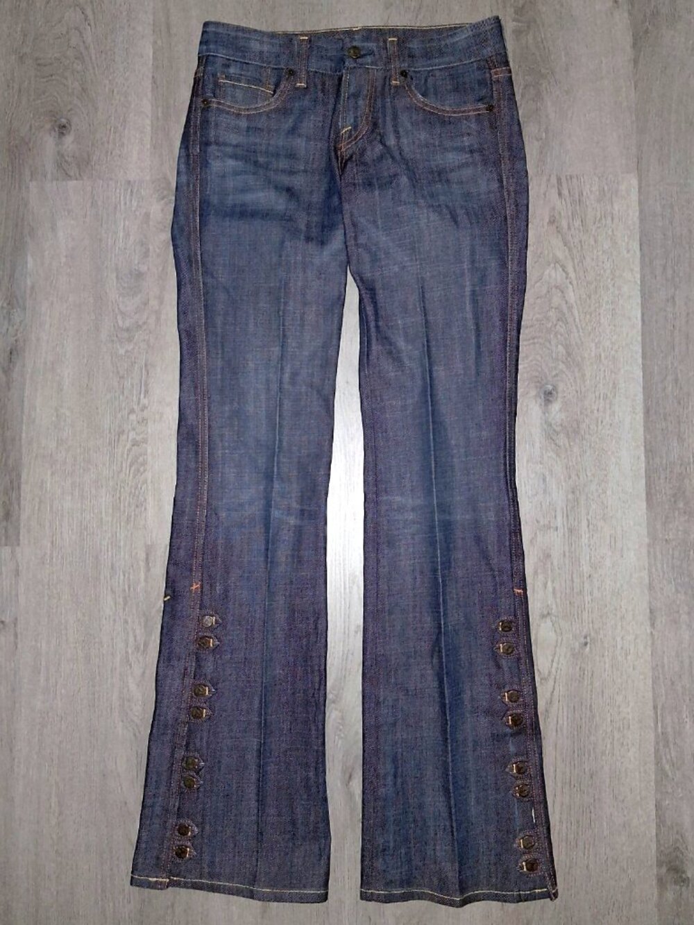 Citizens Of Humanity Flared Jeans Size 26 Studded Button Legs Dark Wash Denim